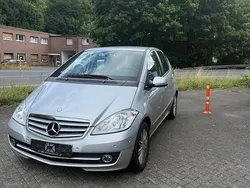 Silber Gebraucht 2009 Mercedes A180 Limousine | 3.850 € (Fairer Preis)