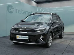 Schwarz Gebraucht 2024 Kia Stonic SUV | 22.349 € (Etwas zu teuer)