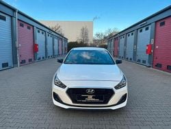 Weiß Gebraucht 2019 Hyundai i30 Passion Plus Limousine | 11.999 € (Fairer Preis)