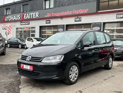 Schwarz Gebraucht 2011 VW Sharan Trendline Van / Kleinbus | 5.590 € (Etwas zu teuer)