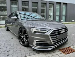Grau Gebraucht 2019 Audi A8 S-Line Limousine | 37.555 €