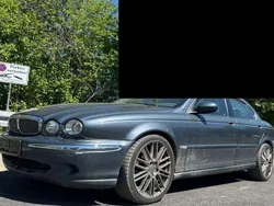 Grau Gebraucht 2001 Jaguar X-type Limousine | 2.490 € (Superpreis)