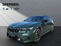 Grün Neu 2025 BMW M5 Comfort Edition Kombi | 149.980 € (Superpreis)