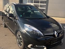 Schwarz Gebraucht 2016 Renault Grand Scénic IV Bose Edition Van / Kleinbus | 7.900 € (Fairer Preis)