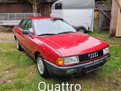 Rot Gebraucht 1991 Audi 80 Limousine | 2.400 €