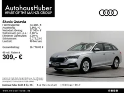 Silber Gebraucht 2023 Skoda Octavia Ambition Kombi | 23.460 € (Fairer Preis)