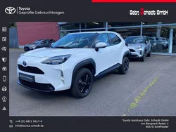Weiß Gebraucht 2023 Toyota Yaris Cross Business Edition SUV | 24.880 € (Fairer Preis)
