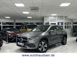 Grau Gebraucht 2022 Mercedes GLA200 SUV | 26.990 €