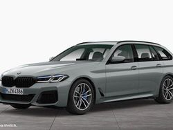 Skyscraper grau Gebraucht 2022 BMW 540 M Sport Kombi | 45.812 € (Guter Preis)