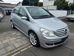 Polarsilber Gebraucht 2006 Mercedes B170 Van / Kleinbus | 4.250 € (Guter Preis)