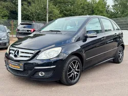 Schwarz Gebraucht 2011 Mercedes B180 Van / Kleinbus | 4.950 € (Guter Preis)