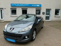 Grau Gebraucht 2011 Peugeot 207 CC Premium Cabrio | 4.490 € (Fairer Preis)