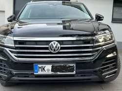 Schwarz Gebraucht 2018 VW Touareg SUV | 29.400 € (Teuer)