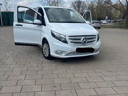 Weiß Gebraucht 2016 Mercedes Vito Kombi | 14.000 €