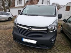 Gebraucht 2017 Opel Vivaro S Van / Kleinbus | 13.600 € (Fairer Preis)