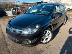 Schwarz Gebraucht 2007 Opel Astra Sport Limousine | 3.999 € (Fairer Preis)