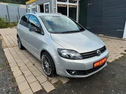 Gold Gebraucht 2011 VW Golf Plus Cross Style Van / Kleinbus | 7.450 € (Etwas zu teuer)