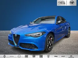 Blau Neu 2024 Alfa Romeo Giulia Veloce SUV | 52.800 € (Fairer Preis)