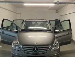 Grau Gebraucht 2006 Mercedes B200 Van / Kleinbus | 5.400 € (Fairer Preis)