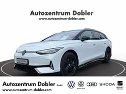 Gletscherweiss Gebraucht 2024 VW ID.7 GTX Limousine | 54.380 €