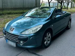 Grau Gebraucht 2009 Peugeot 307 CC Cabrio | 1.600 €