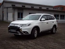 Weiß Gebraucht 2019 Mitsubishi Outlander Diamant Edition SUV | 16.500 € (Guter Preis)