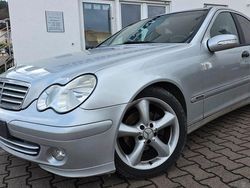 Silber Gebraucht 2005 Mercedes C220 Limousine | 4.400 € (Fairer Preis)