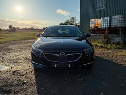 Schwarz Gebraucht 2017 Opel Insignia Innovation Limousine | 12.599 € (Fairer Preis)