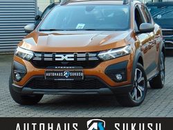 Orange Gebraucht 2023 Dacia Sandero Expression Kleinwagen | 14.990 € (Fairer Preis)