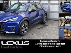 Nachtblau Gebraucht 2025 Lexus LBX SUV | 37.730 € (Teuer)