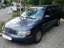 Andere farben Gebraucht 2000 VW Passat Kombi | 1.500 € (Guter Preis)