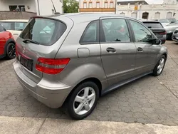 Kometgrau metalliclack Gebraucht 2005 Mercedes B170 Van / Kleinbus | 5.950 € (Teuer)