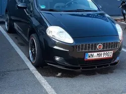 Schwarz Gebraucht 2009 Fiat Grande Punto Dynamic Kleinwagen | 2.800 € (Fairer Preis)
