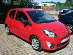 Rot Gebraucht 2011 Renault Twingo Kleinwagen | 4.399 € (Fairer Preis)
