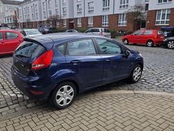 Blau Gebraucht 2011 Ford Fiesta Trend Kleinwagen | 3.000 € (Guter Preis)