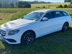 Weiß Gebraucht 2017 Mercedes E200 Avantgarde Kombi | 18.200 € (Fairer Preis)