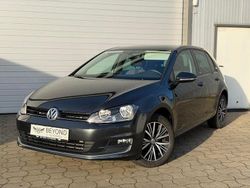 Grau Gebraucht 2016 VW Golf Allstar Limousine | 14.240 € (Fairer Preis)