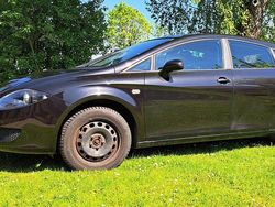 Schwarz Gebraucht 2007 Seat Leon Limousine | 2.100 €