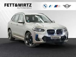 Kaschmirsilber metallic Gebraucht 2024 BMW iX3 SUV | 51.800 € (Guter Preis)