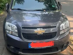 Grau Gebraucht 2012 Chevrolet Orlando Kombi | 2.900 €