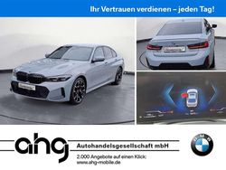 Grau Gebraucht 2024 BMW 320 Performance Limousine | 50.990 €