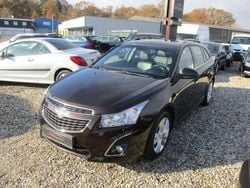 Braun Gebraucht 2013 Chevrolet Cruze LTZ Kombi | 5.499 € (Fairer Preis)