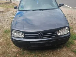 Schwarz Gebraucht 2002 VW Golf IV Basis Limousine | 1.300 € (Fairer Preis)