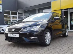 Mitternachtsschwarz (metallic) Gebraucht 2017 Seat Leon Style Kleinwagen | 12.290 € (Fairer Preis)