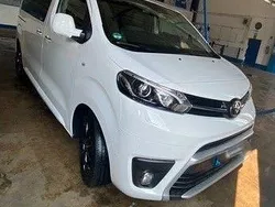 Weiß Gebraucht 2020 Toyota Proace Executive Van | 32.990 € (Etwas zu teuer)