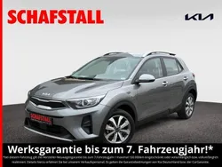 Grau ((m7g) astrograu met.) Gebraucht 2024 Kia Stonic Vision SUV | 16.979 € (Guter Preis)