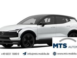 Weiß Neu 2025 Volvo EX30 CC Ultra SUV | 51.830 € (Fairer Preis)