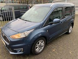 Chromablau metallic Gebraucht 2019 Ford Tourneo Connect Titanium Van / Kleinbus | 16.950 € (Superpreis)