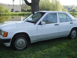 Weiß Gebraucht 1992 Mercedes 190 Limousine | 8.250 €