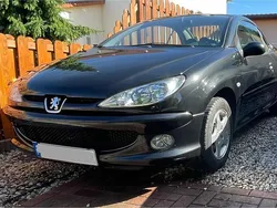 Schwarz Gebraucht 2005 Peugeot 206 CC Cabrio | 1.750 € (Etwas zu teuer)